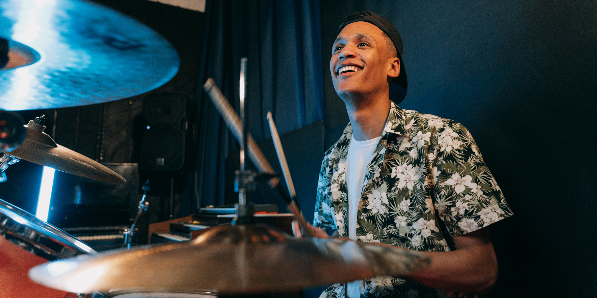 Can you really learn to drum online?